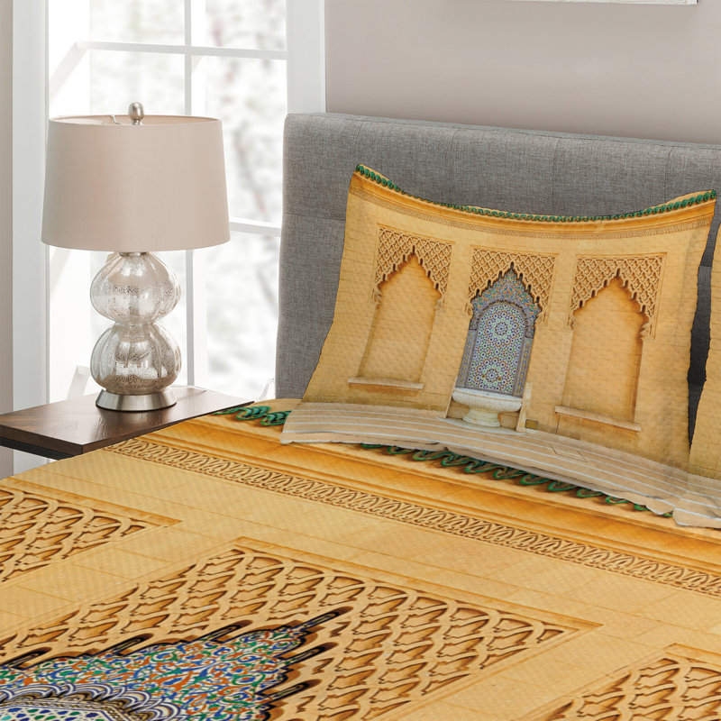 Eclectic Polyester Geometric Shapes Coverlet, King Bedspread + 2 Shams