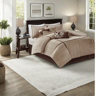 Luxurious Faux Suede Bedding Sets, Polyester Comfort, Casual Home Style