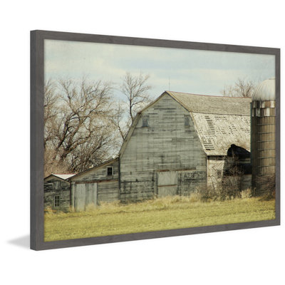 Barn Profile - Single Picture Frame Print