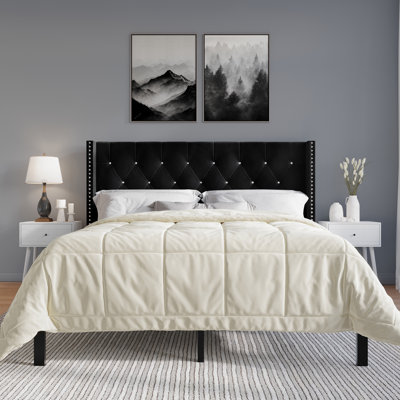 Classic Upholstered Bed with 2 Nightstands In Velvet