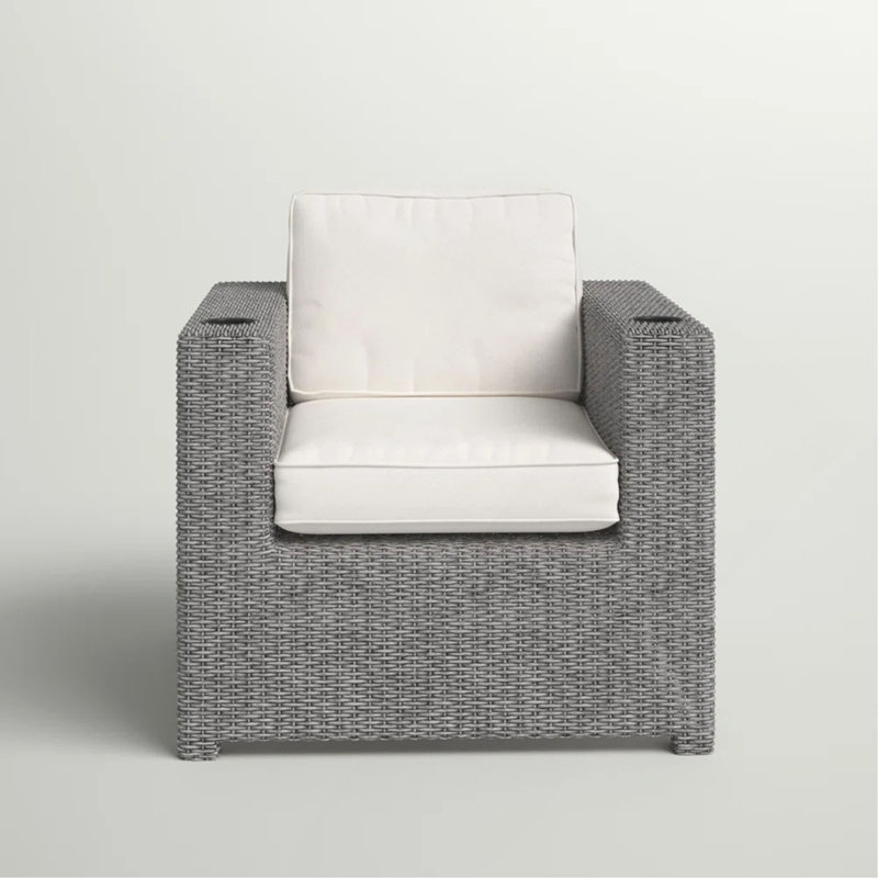 Chaise de patio entièrement assemblée avec coussins