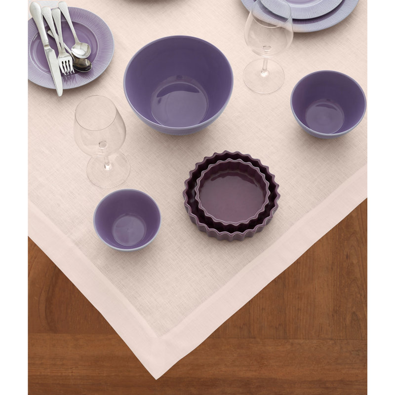 Fete - 100% Pure Linen Table Throw, Pink, Solid Color