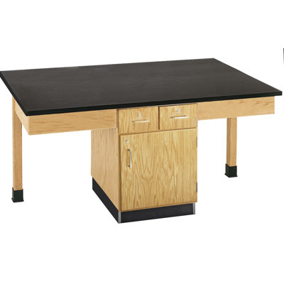 Table scientifique à 4 stations