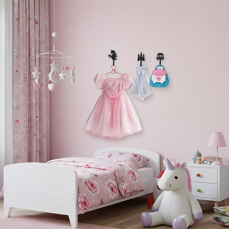 Set of 3 Princess Fantasy Wall-Mounted Hangers – Black Metal Silhouette Hooks for Kids’ Coats, Hats, and Garments