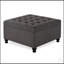Grand repose-pieds carré avec rangement et pieds en bois, table basse capitonnée à boutons pour des espaces de vie élégants-745409984