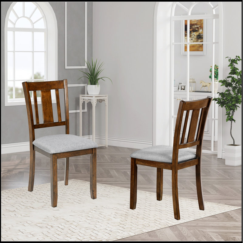 Ensemble de chaises de salle à manger pour 4 avec siège rembourré, finition noyer, confortable et élégant pour les salles à manger modernes