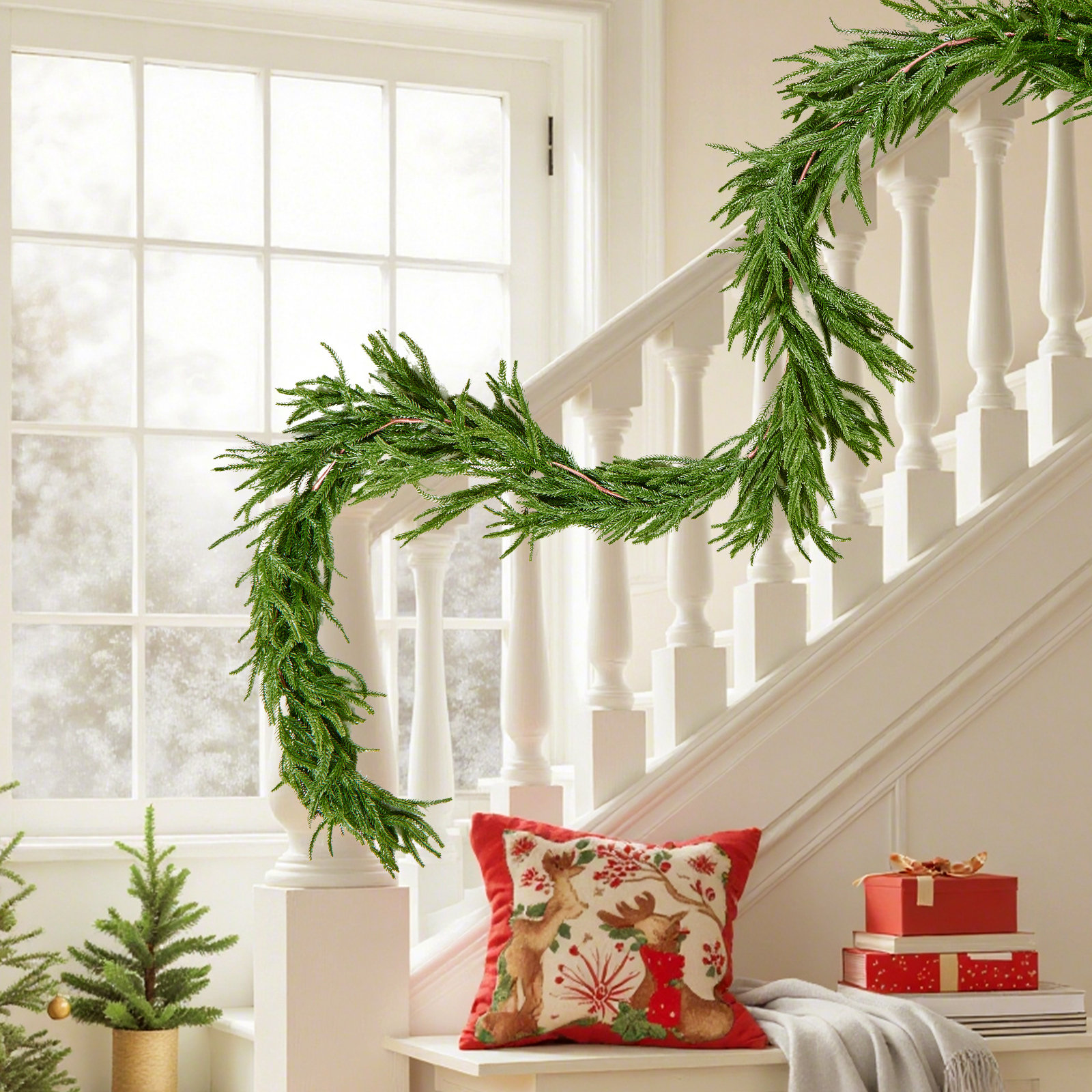 11" Norfolk Pine Christmas Garland, 9' L