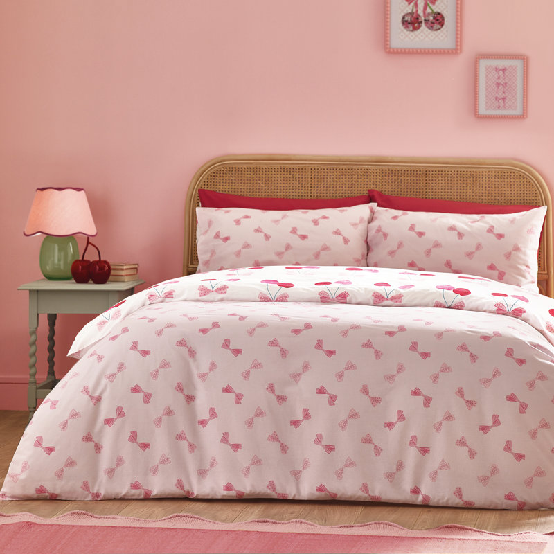 Cherries and Bows Reversible Duvet Cover Set, Kingsize Duvet Cover + 2 Standard Pillowcases