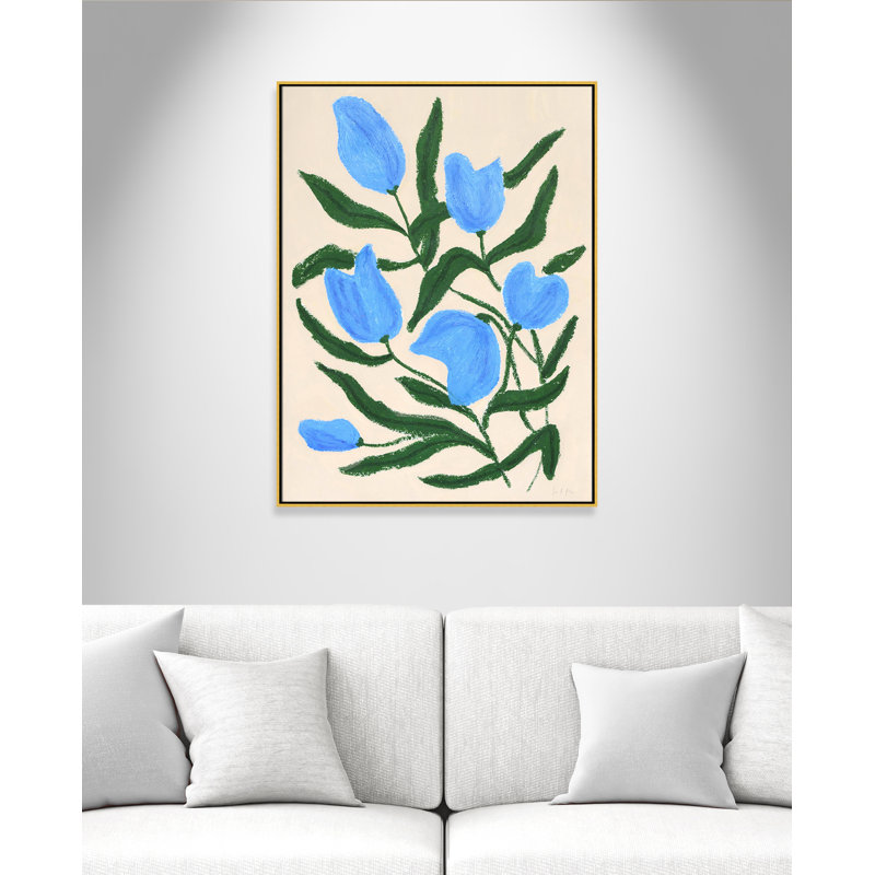 «Colette Blue Tulips Print» par Camilla Bergqvist, H 49,5 po x l 37,5 po, Doré