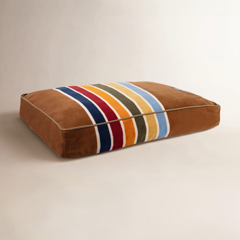 Pendleton National Park Pet Napper, Small (28" W x 20" D x 4" H), Joshua Tree