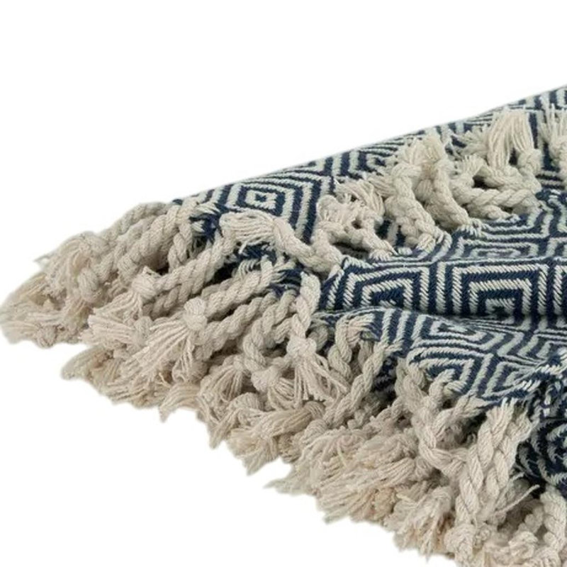 Jeté géométrique tissé en coton bleu marine 50 po x 60 po avec franges
