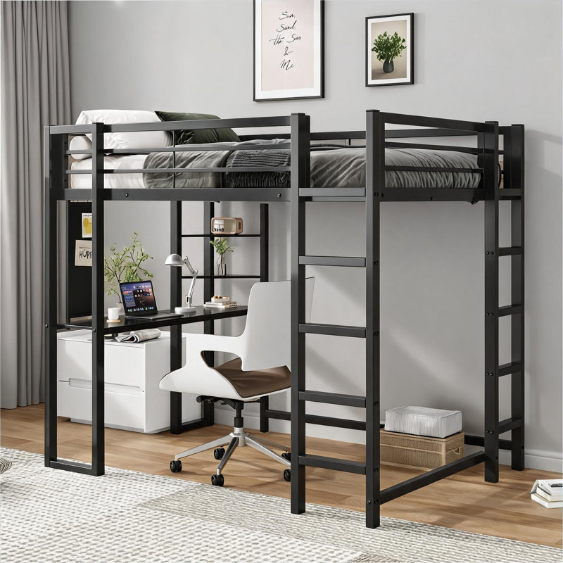 Pour les petites chambres d'adolescent, structure de lit mezzanine pleine grandeur avec bureau et rangement intégrés, fabrication en fer noir profond