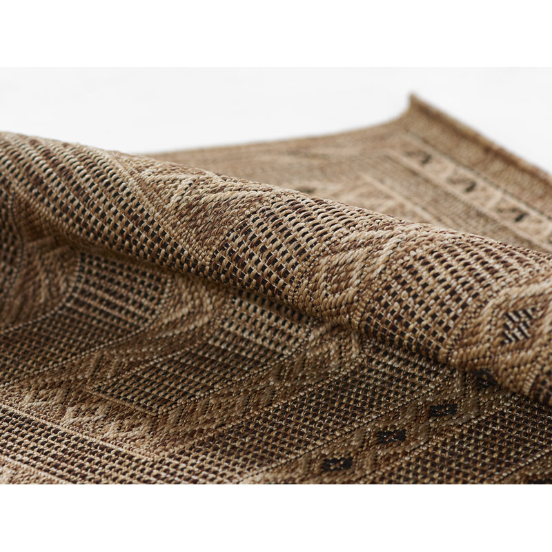 Tapis d'intérieur / extérieur à motif géométrique brun / beige Fecteau, Rectangle 3 pi 3 po x 5 pi