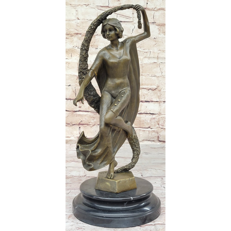 Figurines et sculptures Avryn