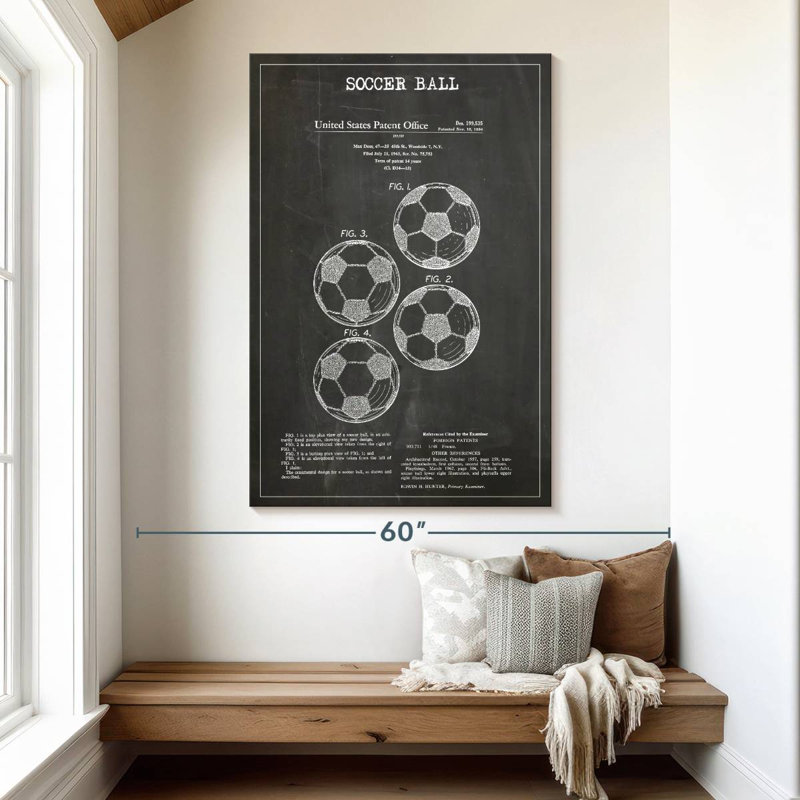 Ballon de soccer, brevet BW sur toile, H 51 po x l 34 po x P 1,25 po