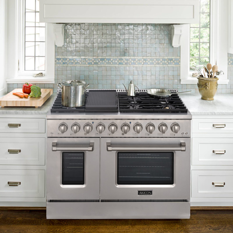 Cuisinière au gaz naturel à convection de 6,7 pieds cubes 48 po Akicon