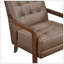 Chaise d'appoint capitonnée exquise avec finition noyer et revêtement de qualité supérieure-973972579