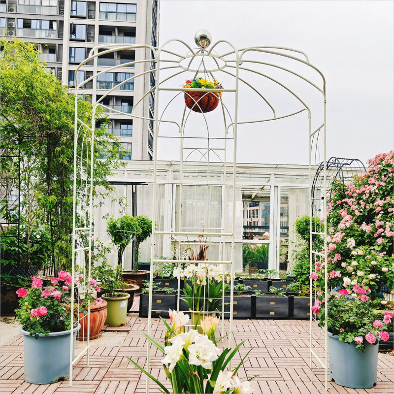 Arche de jardin en acier galvanisé de style cage à oiseaux avec finition thermolaquée pour les mariages