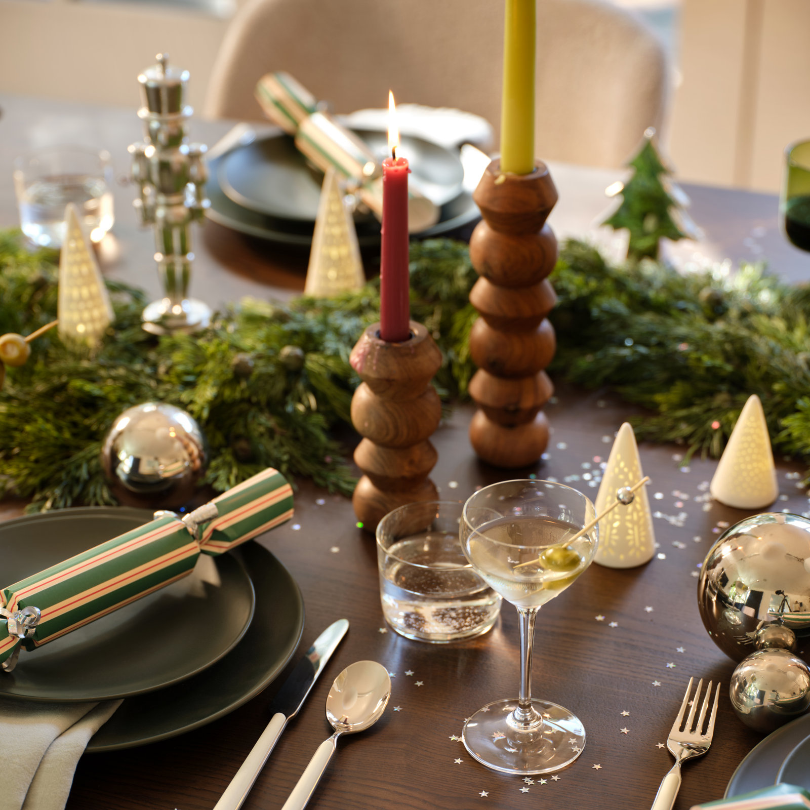 Village House Porcelain Village Mini Fir Tree Set - LED
