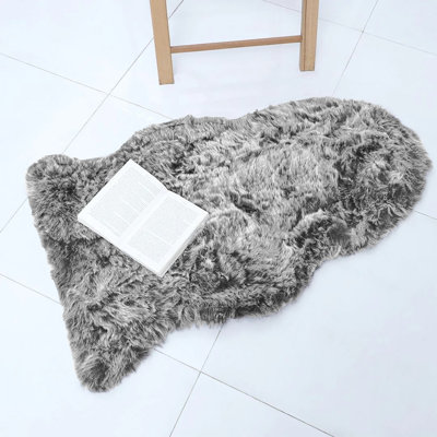 Hadly Solid Colour Shag 60cm X 110cm Area Rug