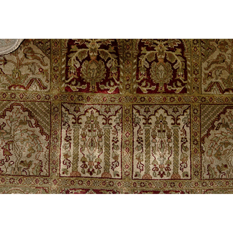 Wool Area Rug in Brown