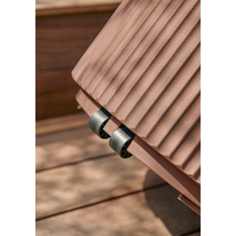 Veradek Chill Side Table, Terracotta