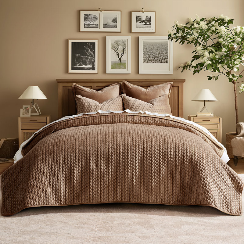 Cross-Stitch Velvet Quilt Set 3 Pieces, Queen, Tobacco Brown