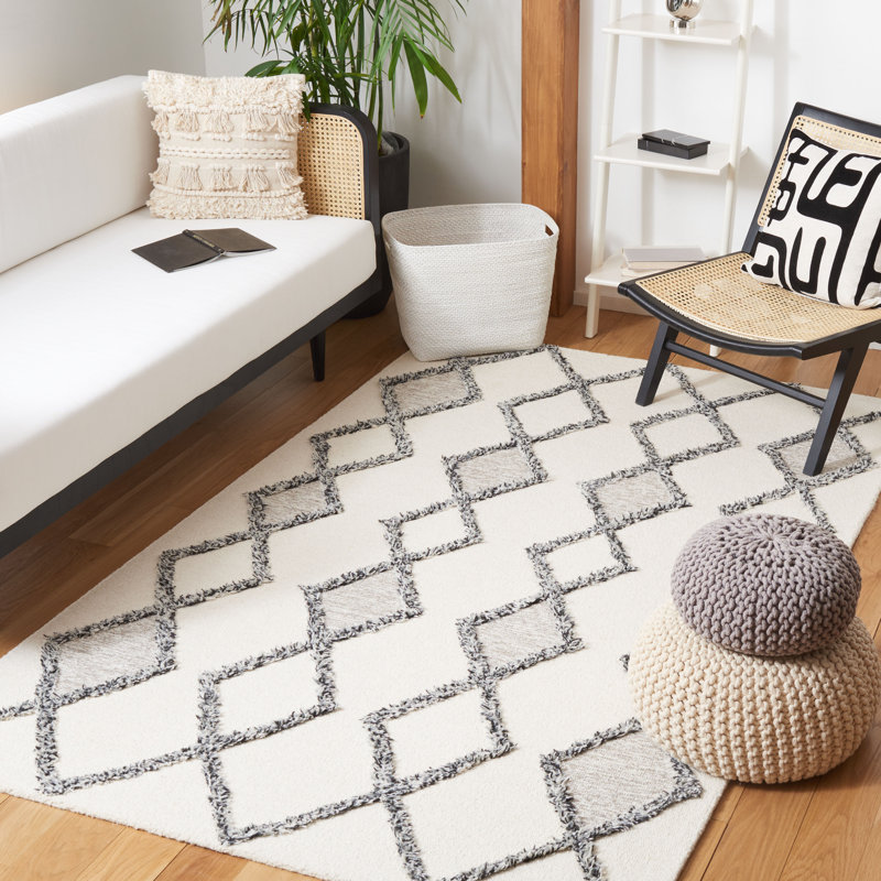 Pappalardo Geometric Handmade Tufted Wool/Cotton Ivory Area Rug, Rectangle 5' x 8'