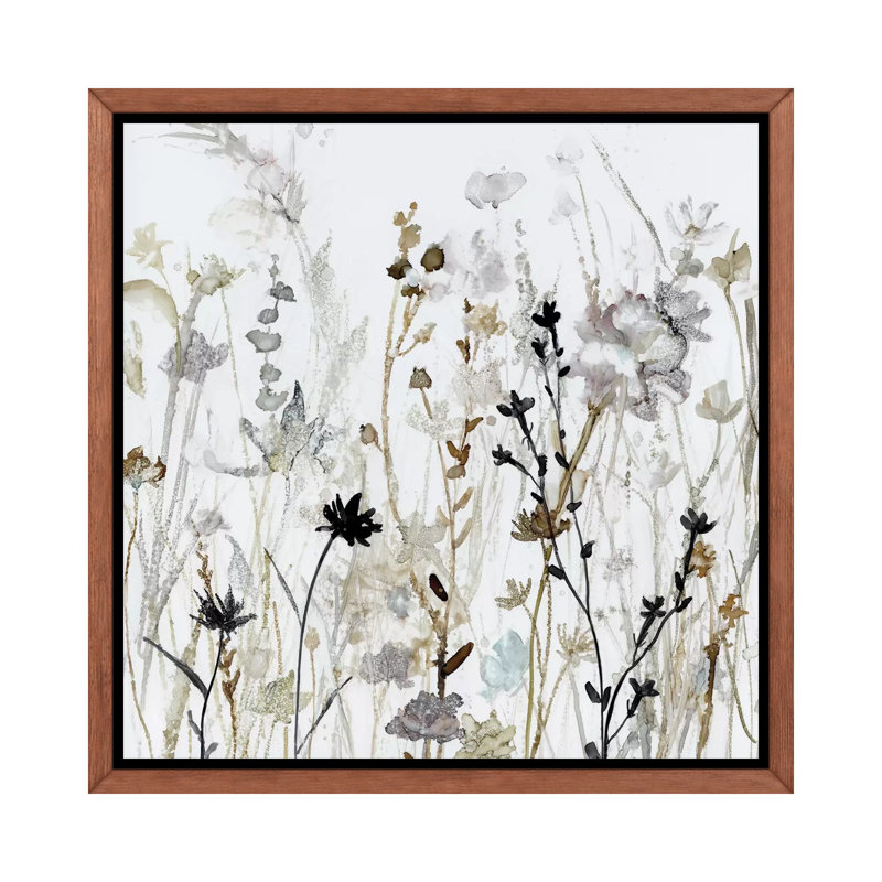 «Wildflower Mist II» par Carol Robinson, reproduction d'art, H 26 po x l 26 po x P 1,5 po, Toile avec cadre en bois classique