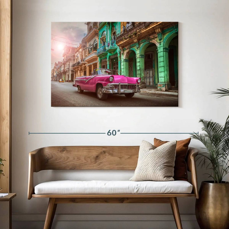 Voiture rose classique Mehar, H 30 po x l 45 po