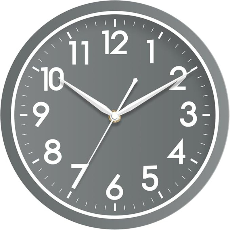 AKCISOT Horloge murale pour salle de bain, petite horloge murale analogique de 10 pouces à pile - Horloge décorative simple et silencieuse pour cuisine, chambre à coucher, bureau personnel, salon, école (gris)