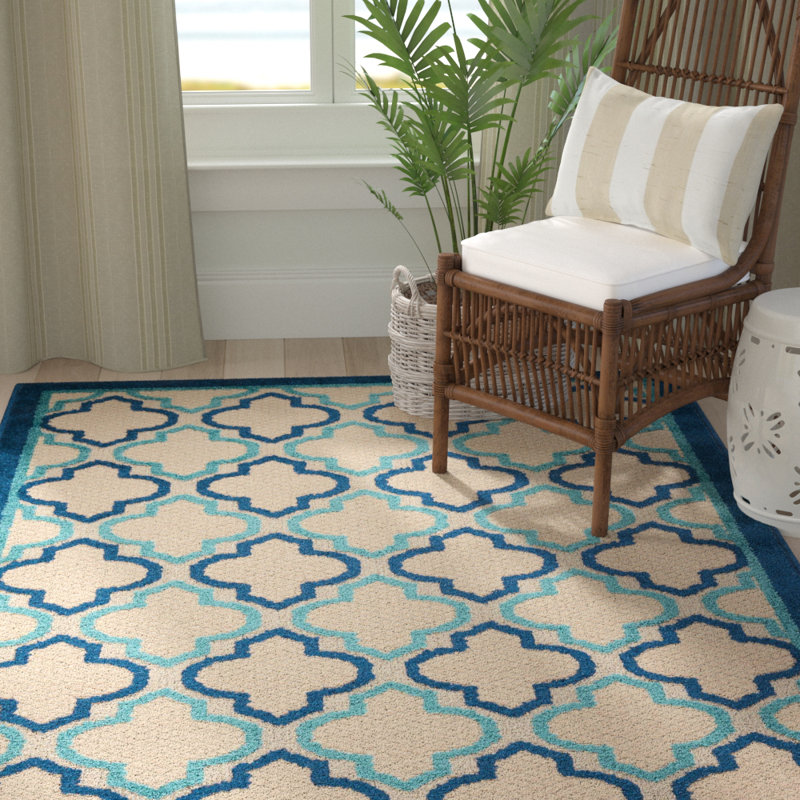 Tapis intérieur / extérieur bleu marine Caradoc, Rectangle 5 pi 3 po x 7 pi 5 po