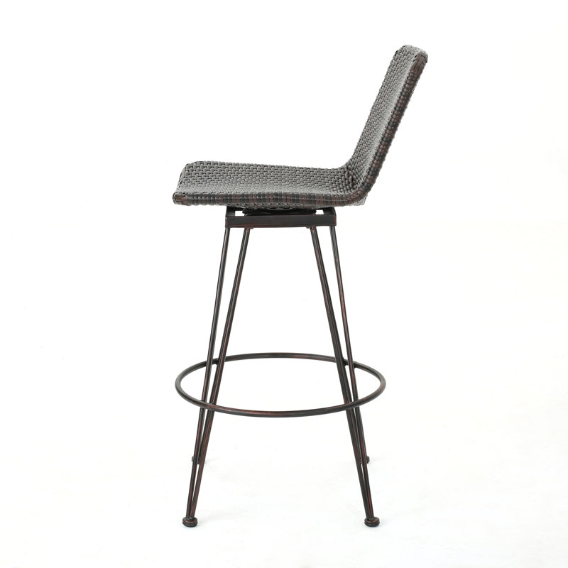 Metal Bar Set with Stools