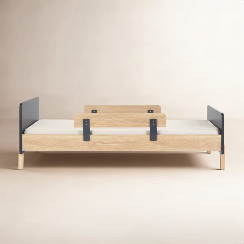 Fun Twin Bed, Graphite/Red Oak
