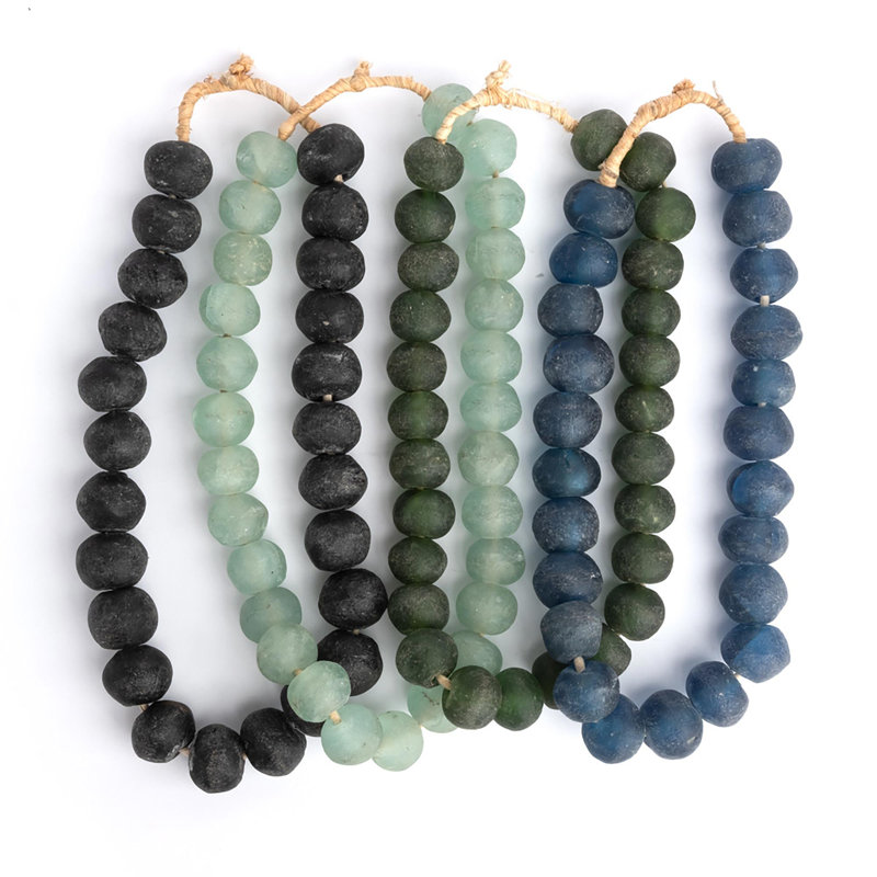Glass Beads (Loose), Black, 14.5" H x 5.5" W x 1.5" D