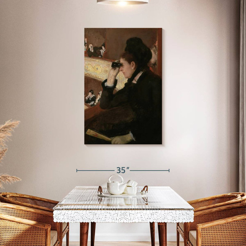 Leisha dans la loge, H 45 po x l 30 po
