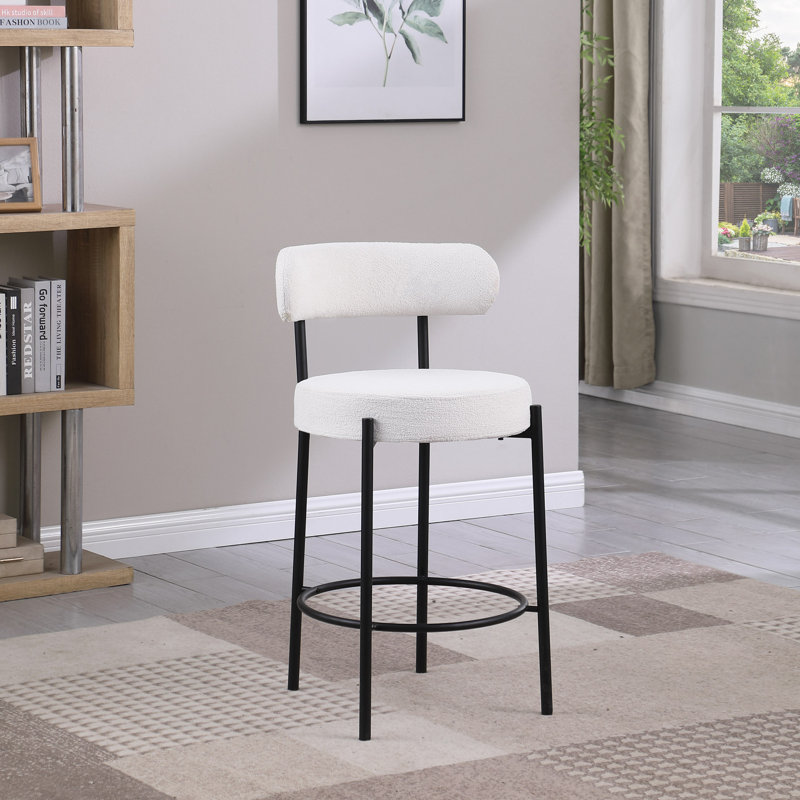 Ensemble de 2 tabourets de bar à hauteur de comptoir moderne de 26 po avec pieds en métal noirs avec repose-pieds pour salle à manger Woker Furniture