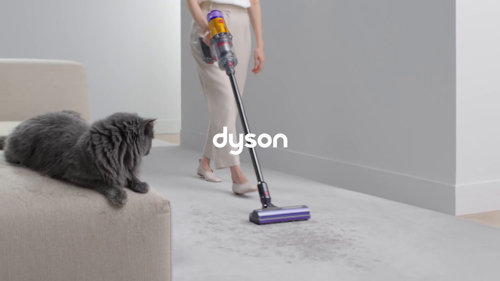 Dyson V12 Detect Slim Review: A Powerful and Lightweight Cordless Stick  Vacuum