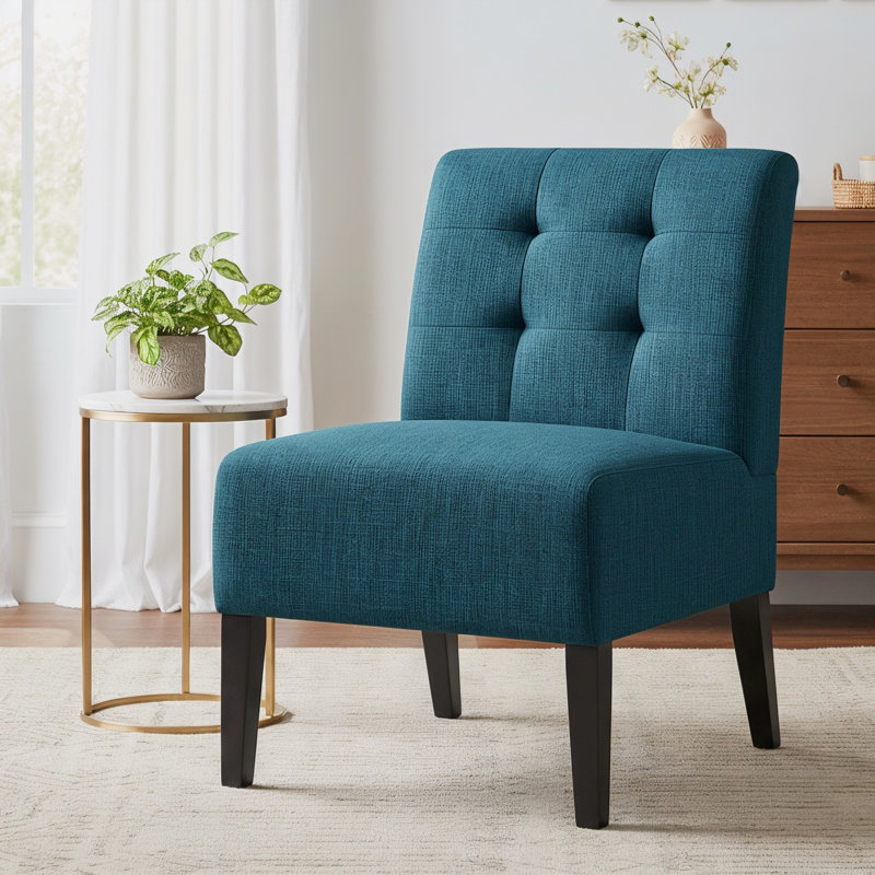 Fauteuil de chambre rembourré avec dossier à boutons et pieds en bois d'hévéa