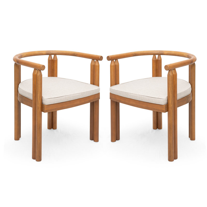 Chaise de salle à manger avec accoudoirs en bois d'acacia Cove, finition teck avec coussin beige, ensemble de 2