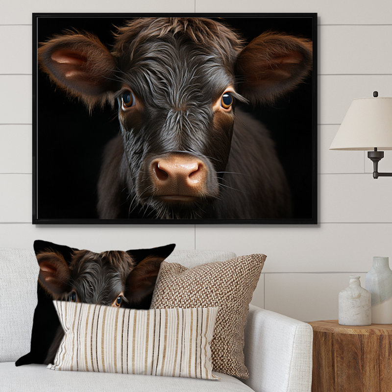 Portrait de vache - grande vache, art mural, Cadre flottant noir, H 34 po x l 44 po x P 1,5 po