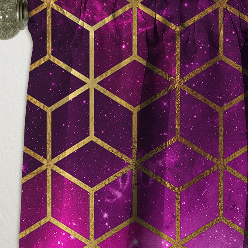 Panneau de rideau simple occultant avec cubes jaunes sur fond de ciel de nuit rose, L 52 po x L 120 po
