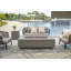 Table de foyer au propane Madison 60 po en travertin avec pare-vent, couvercle de brûleur et housse de réservoir-817226105