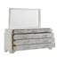 Commode de style moderne en bois blanc