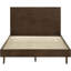 Grand lit plateforme moderne, lignes épurées, brun chaud, conception de taille de coussins confortables, grain subtil, zone de sommeil