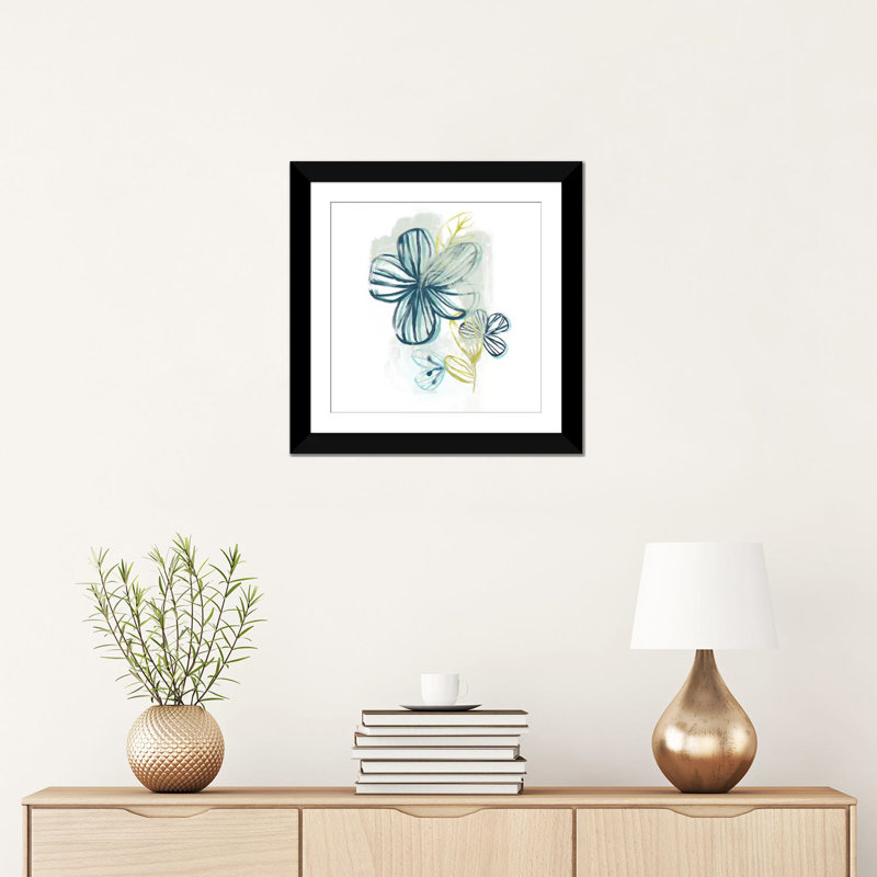 «Floral Offset II», impression sur toile, Papier beaux-arts encadré noir, Blanc, H 24 po x l 24 po x P 1 po