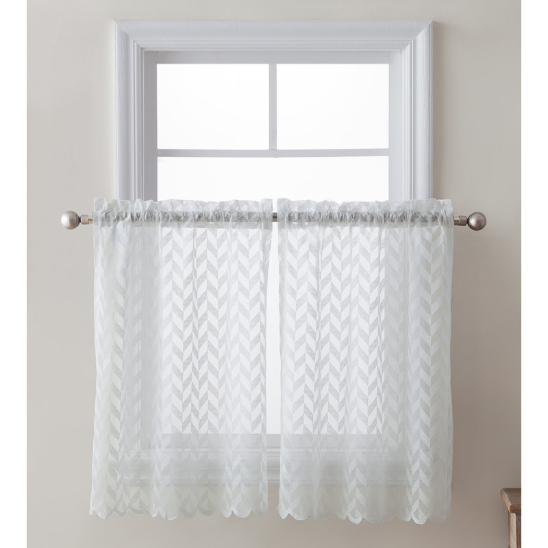 Machen Tailored Cafe Curtain, 30" W x 24" L, White