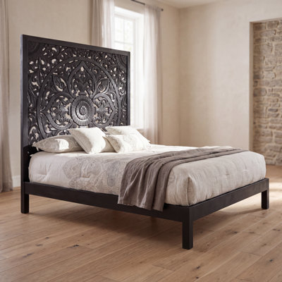 Grand lit plateforme avec rangement en bois massif Corder