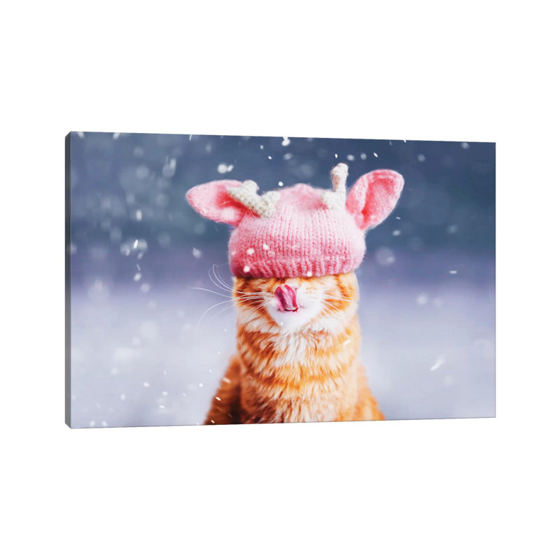 «Kotleta's Snowfall» par Hobopeeba - reproduction de photo, Toile tendue, Pas de tapis, H 12 po x l 18 po x 1,5 po