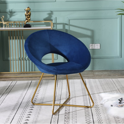 Chaise d'appoint avec velours gris doux et base de ton or massif - Mobilier de salon élégant Revêtement luxueux et confortable